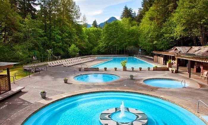 Sol Duc Hot Springs Resort: Hot Spring in Washington