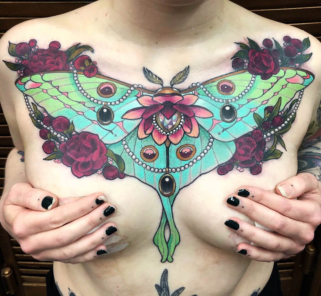 under breast tattoo