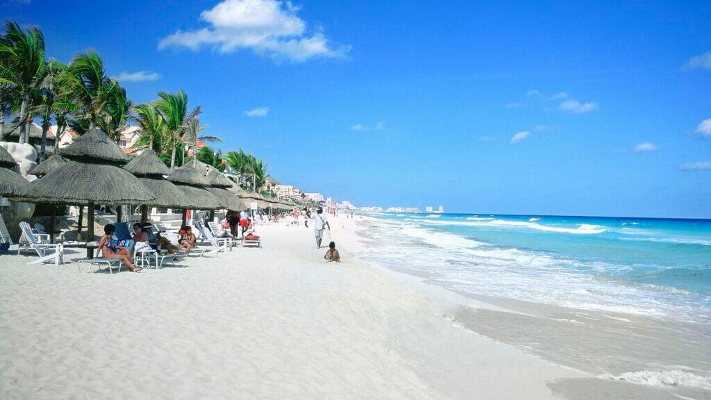 Cancun's A South Beach Vibe