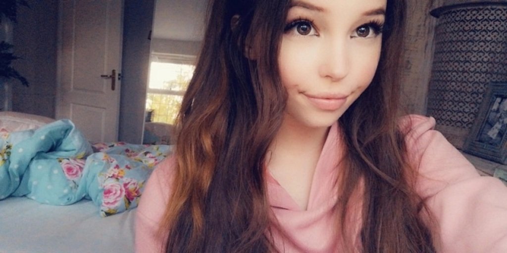 belle delphine without makeup