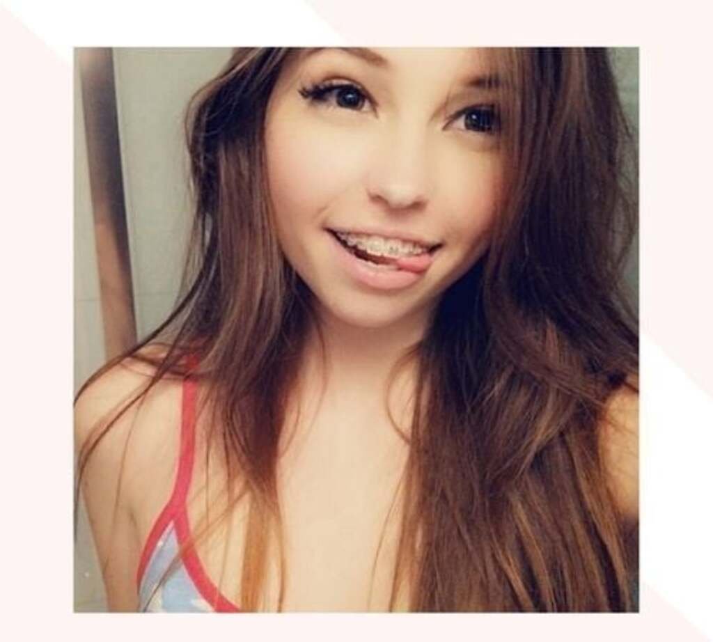 belle delphine without makeup