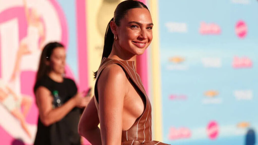 sexy gal gadot