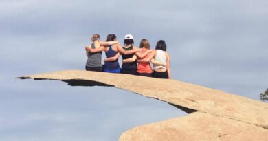 Hiking on Potato Chip Rock Hike in San Diego Height