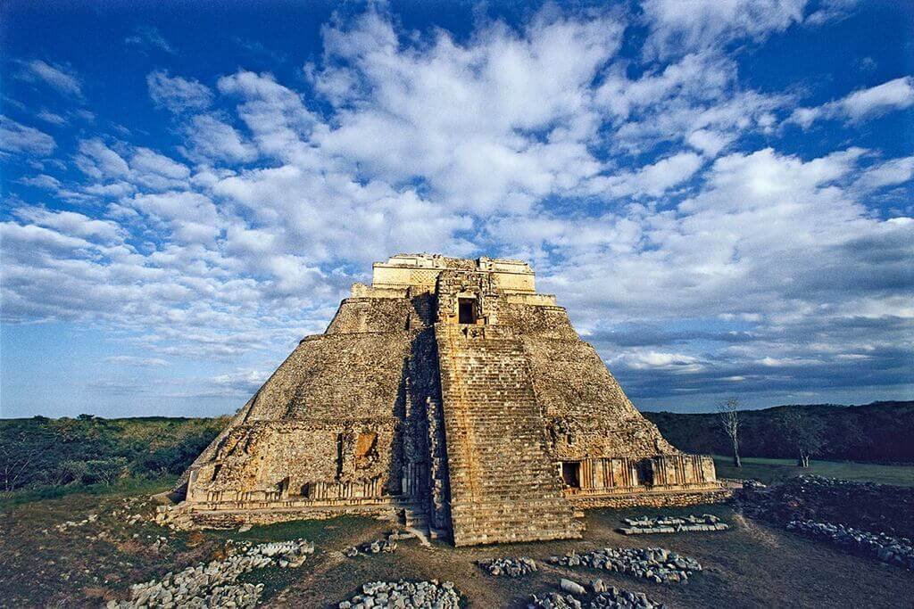 The Magician's Pyramid in Uxmal, Mexico: Mexico Pyramids