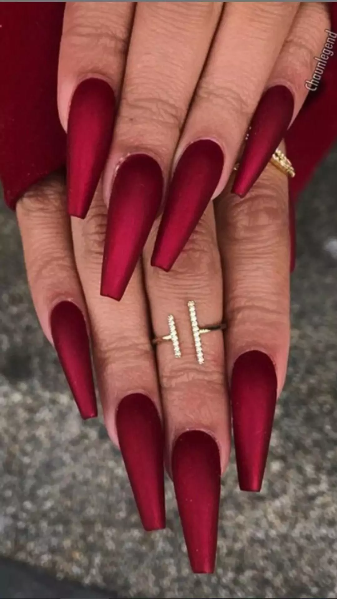 coffin baddie red acrylic nails