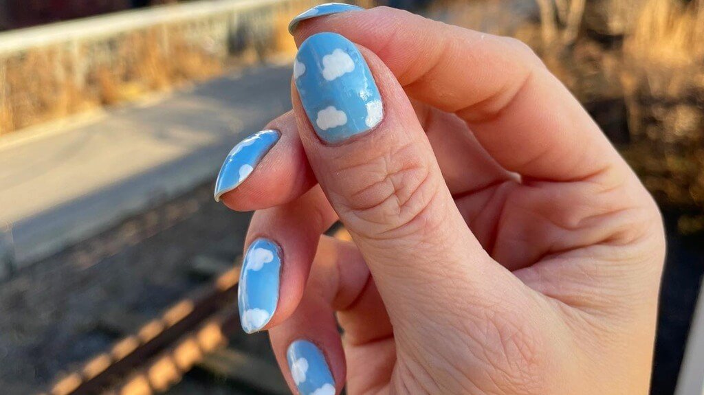 Cloud blue ombre nails