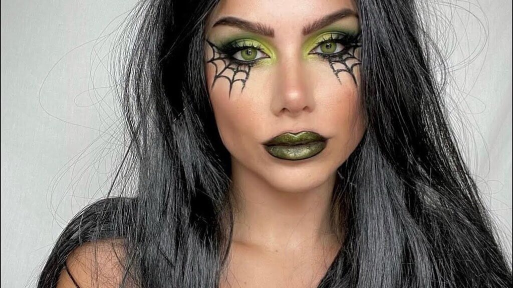 23 Witch Makeup Ideas That Will Scare the Hell Out of Everyone